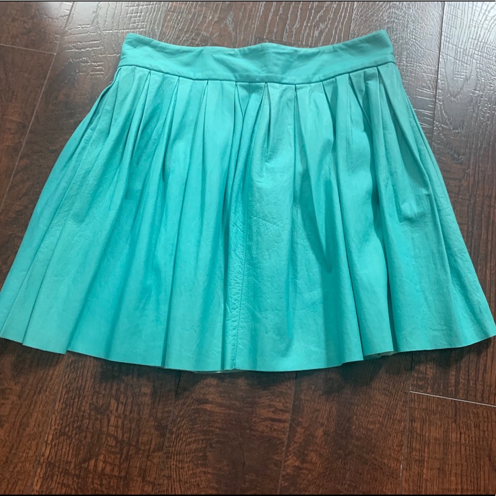Alice & Olivia box pleat leather skirt